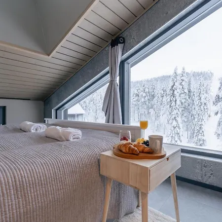 West Peak View By In Lapland Apartament *